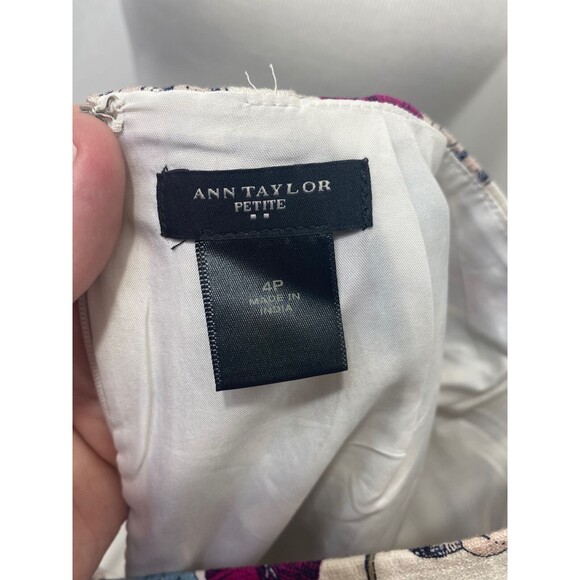 Ann Taylor Petites Women's Midi Skirt Floral Pattern Back Zip Size 4 Petite - Picture 6 of 7